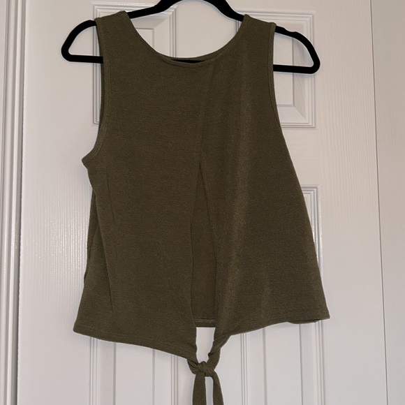 Open Back Tank Top - Picture 2 of 2